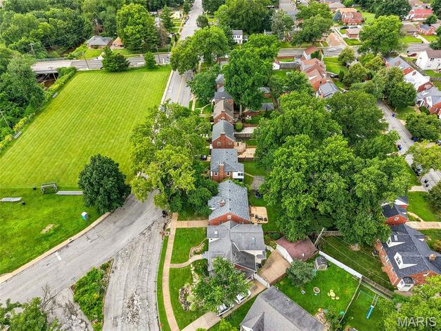 7475 Shaftesbury Avenue, St Louis, MO 63130