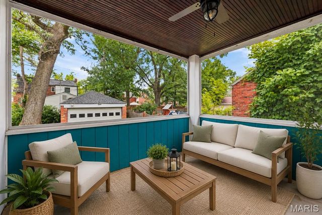 7475 Shaftesbury Avenue, St Louis, MO 63130