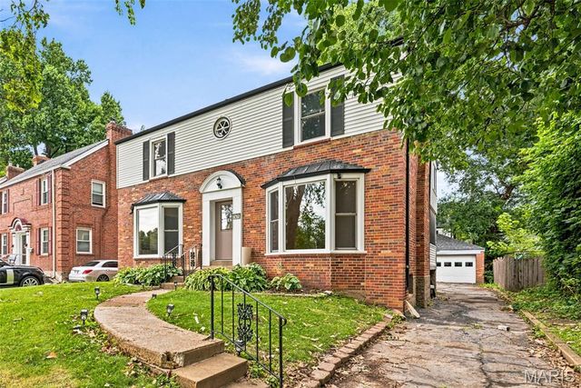 7475 Shaftesbury Avenue, St Louis, MO 63130