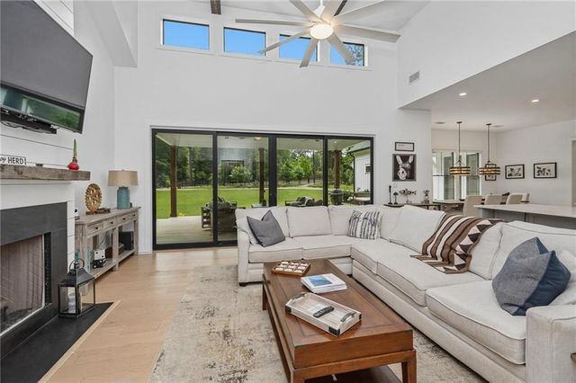 1230 Blalock Lakes Drive, Newnan, GA 30263