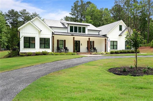 1230 Blalock Lakes Drive, Newnan, GA 30263