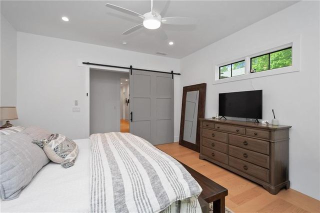 1230 Blalock Lakes Drive, Newnan, GA 30263