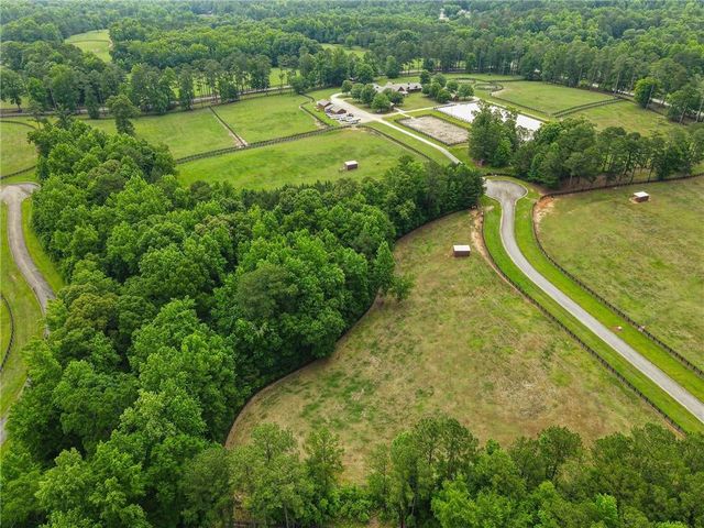 1230 Blalock Lakes Drive, Newnan, GA 30263
