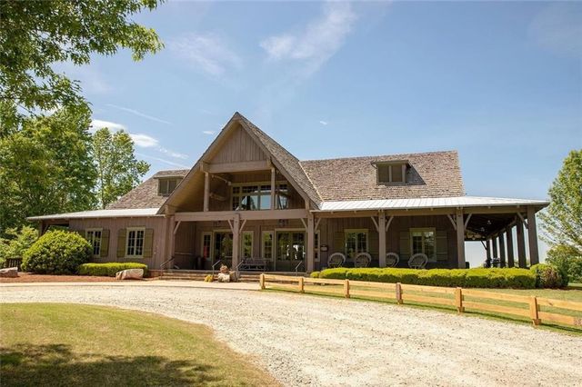1230 Blalock Lakes Drive, Newnan, GA 30263