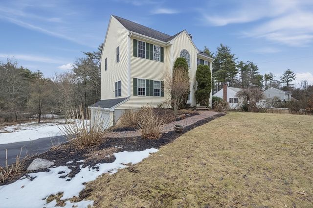 18 Slater Street, Attleboro, MA 02703