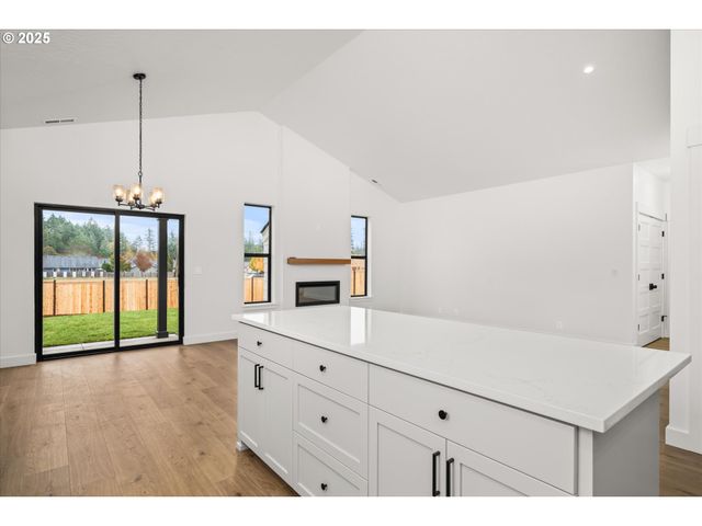 88139 JAMESON Way, Veneta, OR 97487