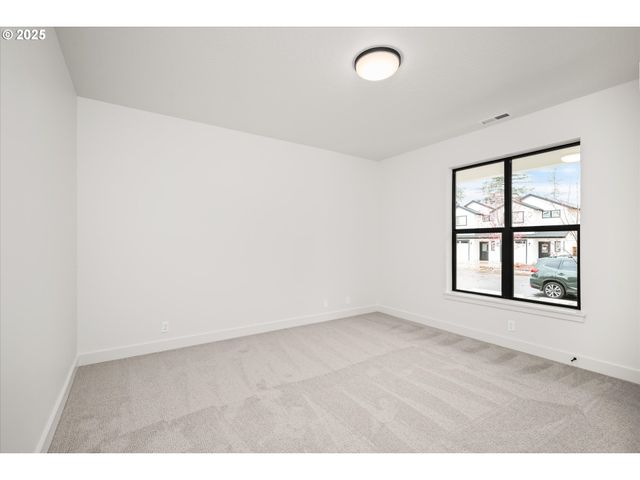 88139 JAMESON Way, Veneta, OR 97487