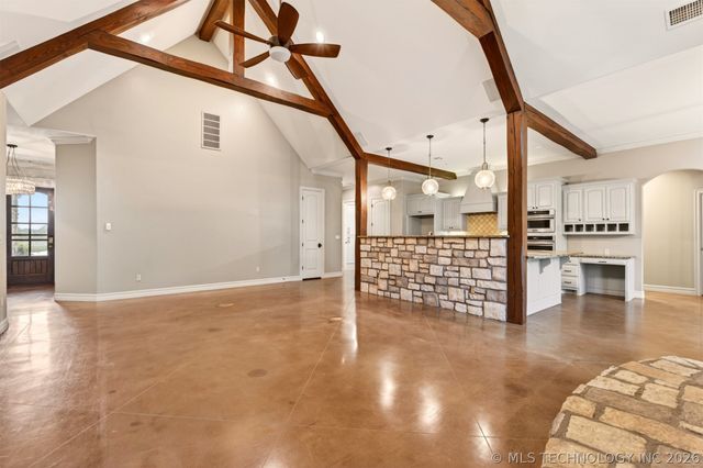 891 E 181st Street, Mounds, OK 74047