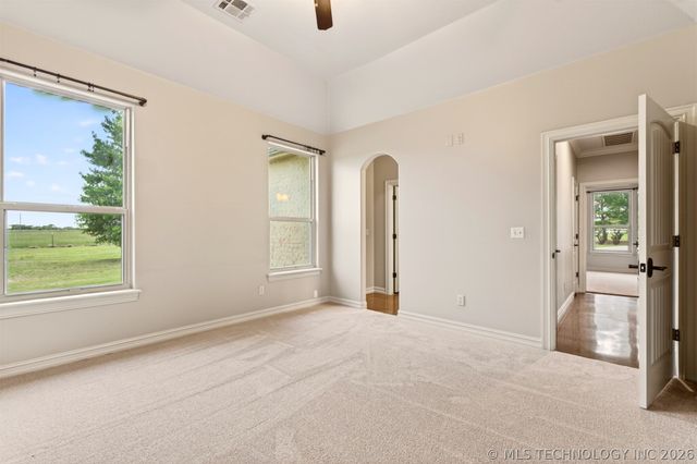 891 E 181st Street, Mounds, OK 74047