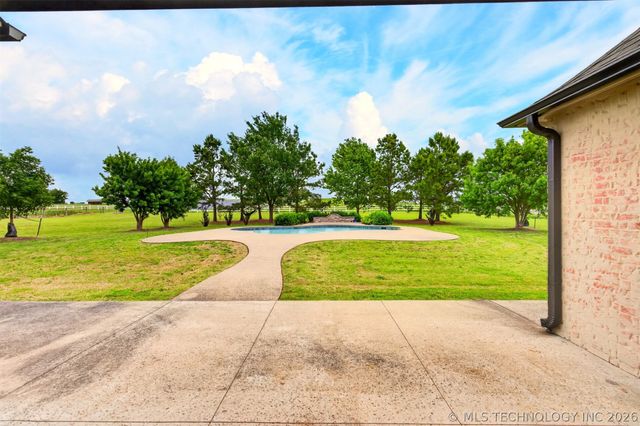 891 E 181st Street, Mounds, OK 74047