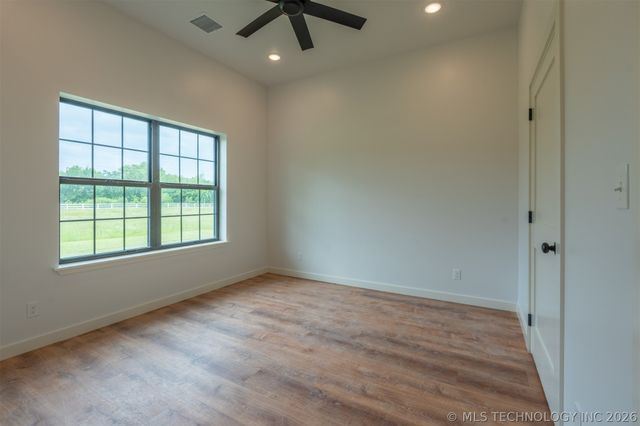 891 E 181st Street, Mounds, OK 74047