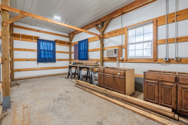 891 E 181st Street, Mounds, OK 74047