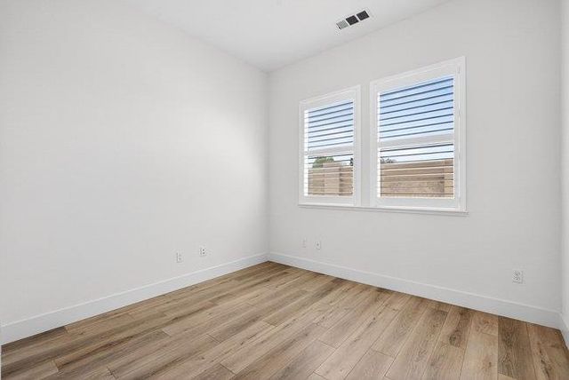 2080 White Oak Drive, Hollister, CA 95023