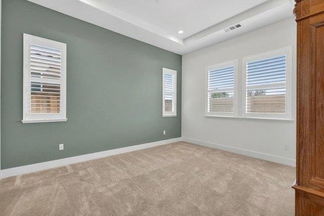 2080 White Oak Drive, Hollister, CA 95023