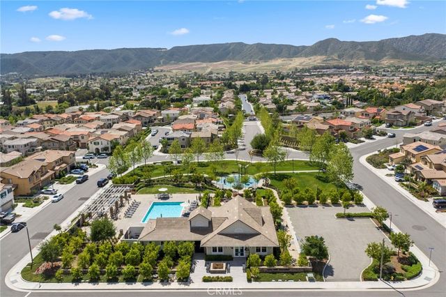 24282 Hazelnut Ave, Murrieta, CA 92562