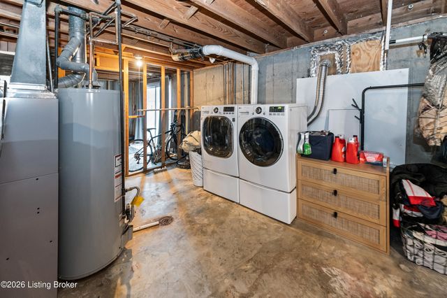 11603 Chasewood Ct, Louisville, KY 40229