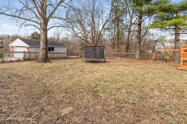 11603 Chasewood Ct, Louisville, KY 40229