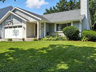 9310 W Arch AVENUE, Milwaukee, WI 53224