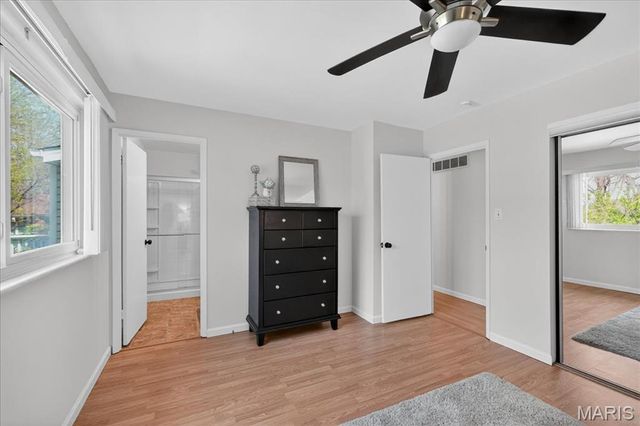 899 Parma Drive, Ballwin, MO 63021