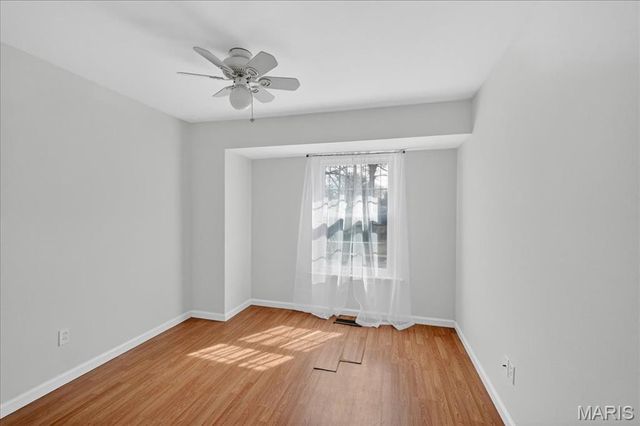 899 Parma Drive, Ballwin, MO 63021