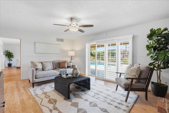 4812 Alexon Way, Carmichael, CA 95608