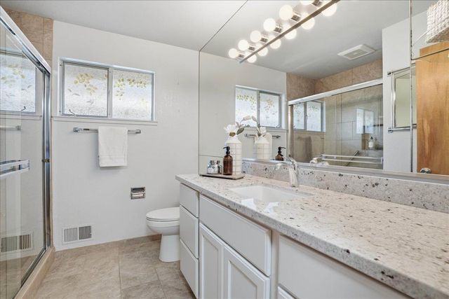 4812 Alexon Way, Carmichael, CA 95608