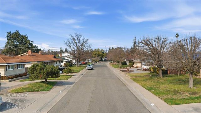 4812 Alexon Way, Carmichael, CA 95608
