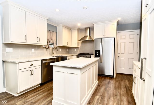 705 Woodcreek Court, Greenwood, IN 46142