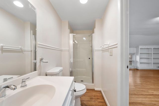 1941 Otter Creek Rd, Nashville, TN 37215