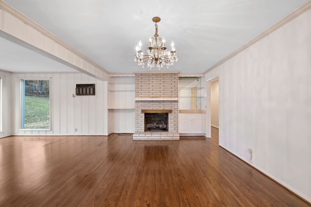 1941 Otter Creek Rd, Nashville, TN 37215