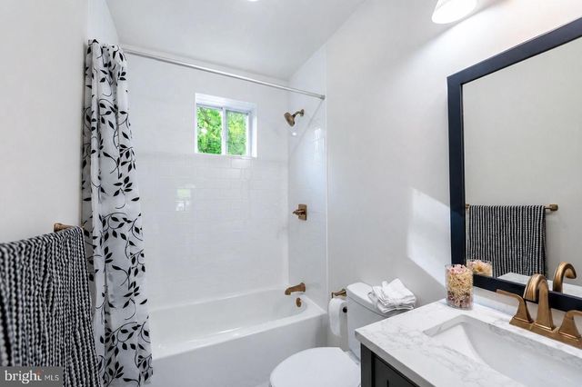3632 MIDVALE, Philadelphia, PA 19129