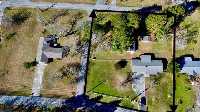 3700 Browns Valley Road, Guntersville, AL 35976