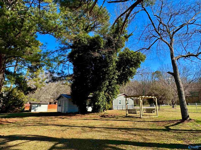 3700 Browns Valley Road, Guntersville, AL 35976
