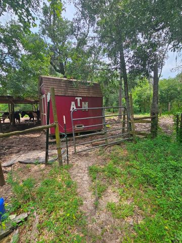 19280 Highway 35, Sweeny, TX 77480
