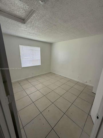 6921 Pembroke Road 6927, Pembroke Pines, FL 33023