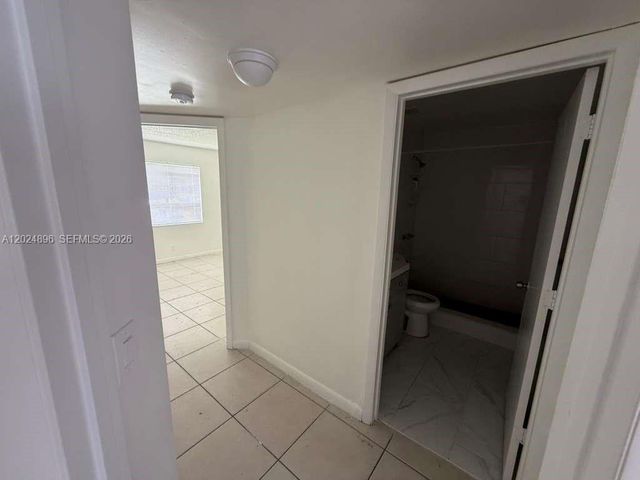 6921 Pembroke Road 6927, Pembroke Pines, FL 33023