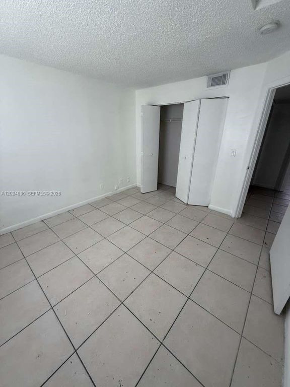 6921 Pembroke Road 6927, Pembroke Pines, FL 33023