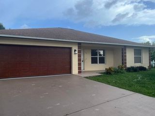 702 SW Amber Terrace, Port St Lucie, FL 34953