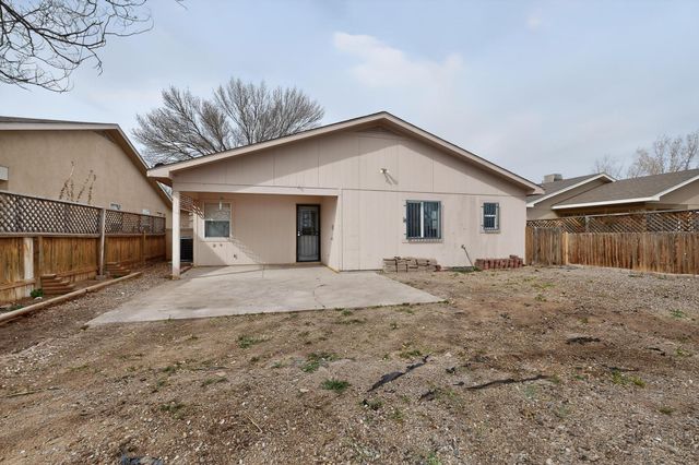 3110 Chama Meadows Drive NE, Rio Rancho, NM 87144
