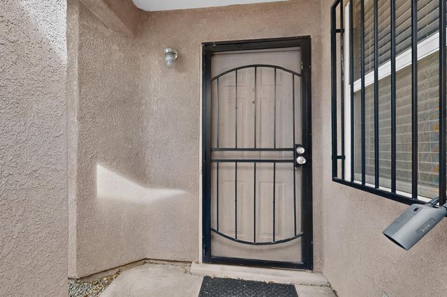 3110 Chama Meadows Drive NE, Rio Rancho, NM 87144