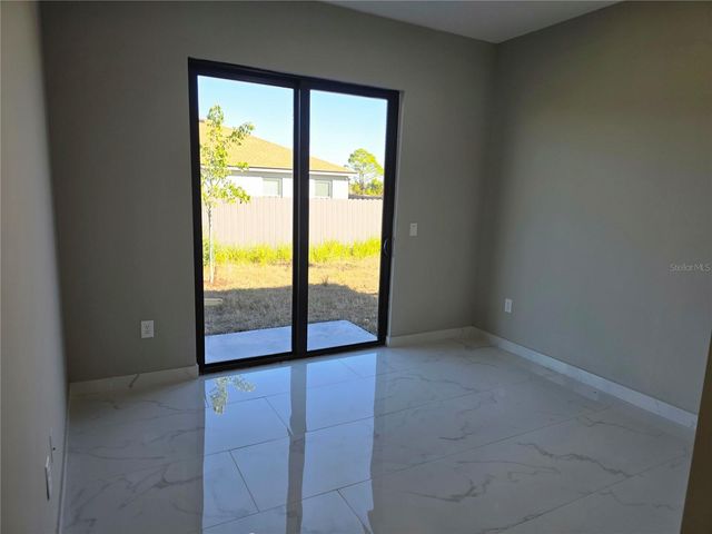 1035 KISMET PARKWAY W, Cape Coral, FL 33993