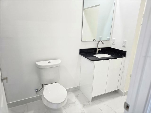 1035 KISMET PARKWAY W, Cape Coral, FL 33993