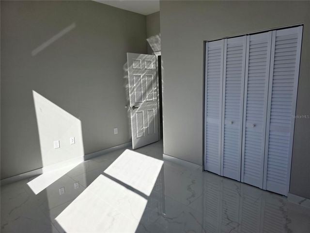 1035 KISMET PARKWAY W, Cape Coral, FL 33993