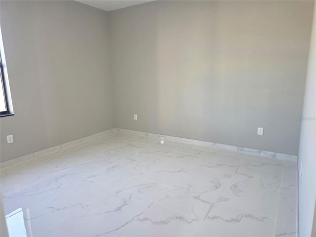 1035 KISMET PARKWAY W, Cape Coral, FL 33993