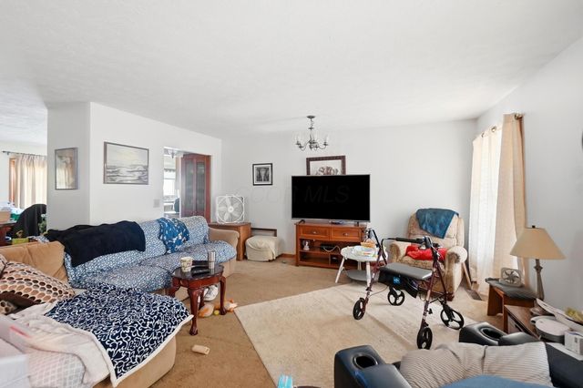 233 N Columbus Street, Sunbury, OH 43074