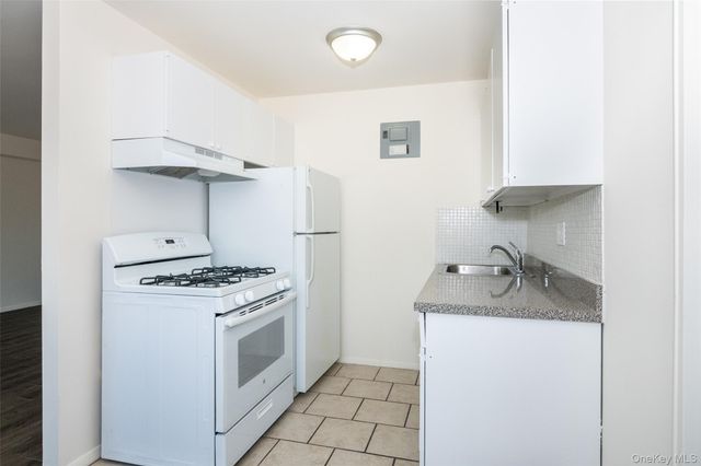 7 Lake Street 8-J, White Plains, NY 10603