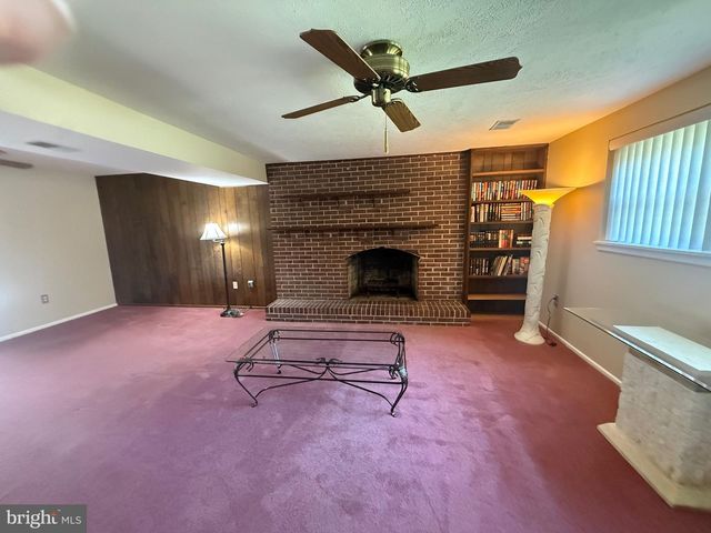 4007 BREWSTER LN, Waldorf, MD 20601