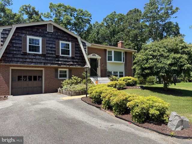 4007 BREWSTER LN, Waldorf, MD 20601