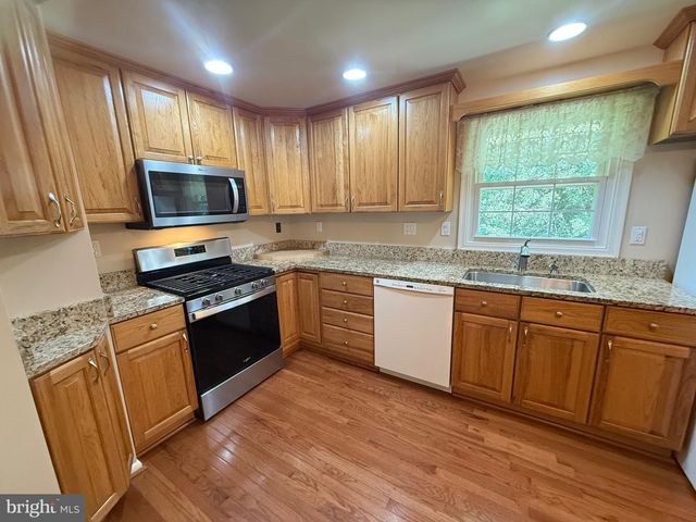 4007 BREWSTER LN, Waldorf, MD 20601