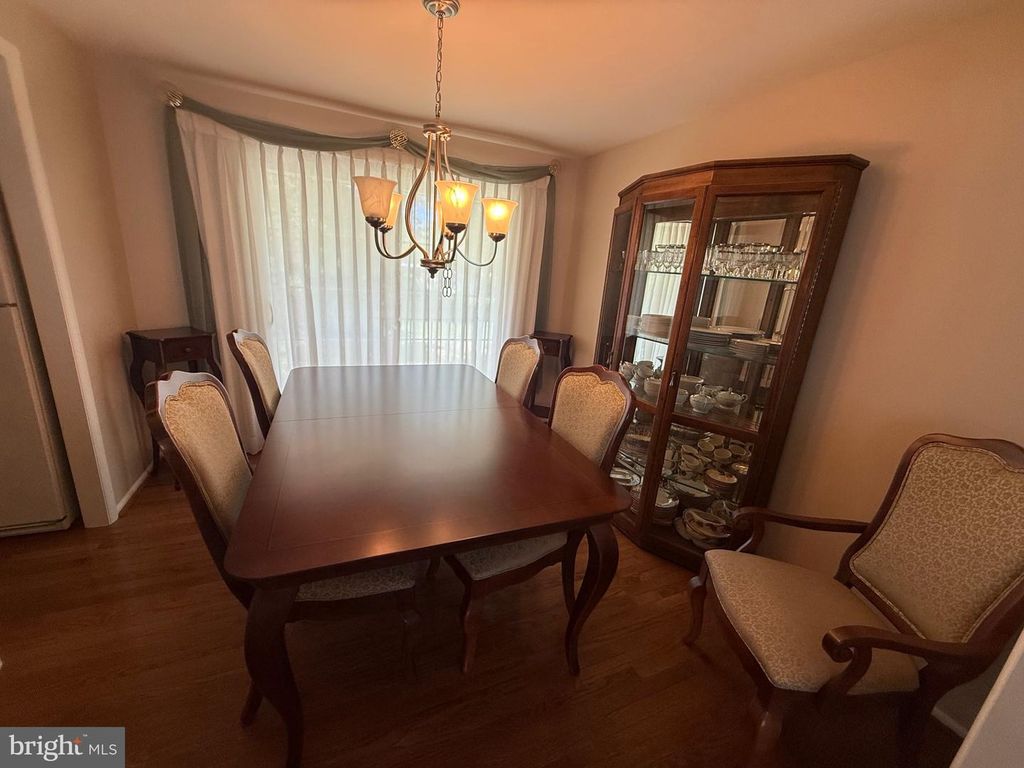 Image 10 of property listing at 4007 BREWSTER LN, Waldorf, MD 20601